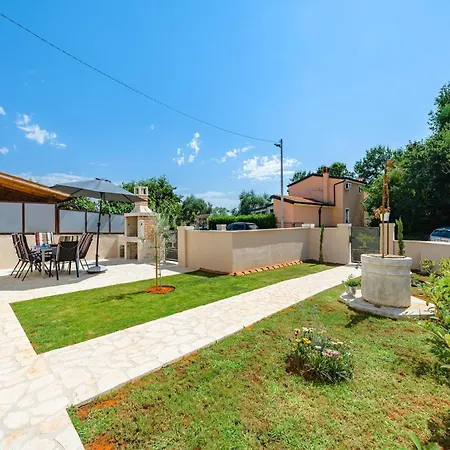 Casa Simona In * Cerjani